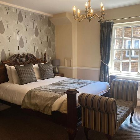 Saracens Head Hotel By Greene King Inns Тостер Экстерьер фото