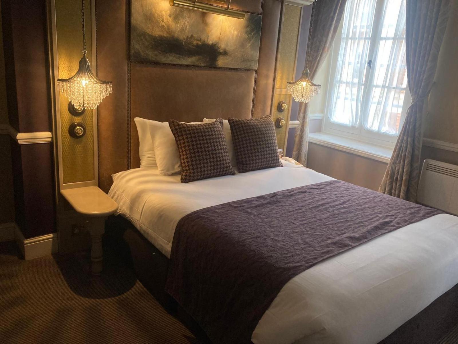 Saracens Head Hotel By Greene King Inns Тостер Экстерьер фото