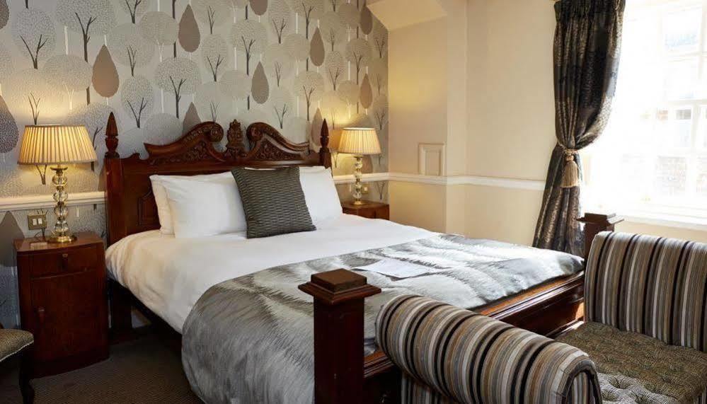 Saracens Head Hotel By Greene King Inns Тостер Экстерьер фото